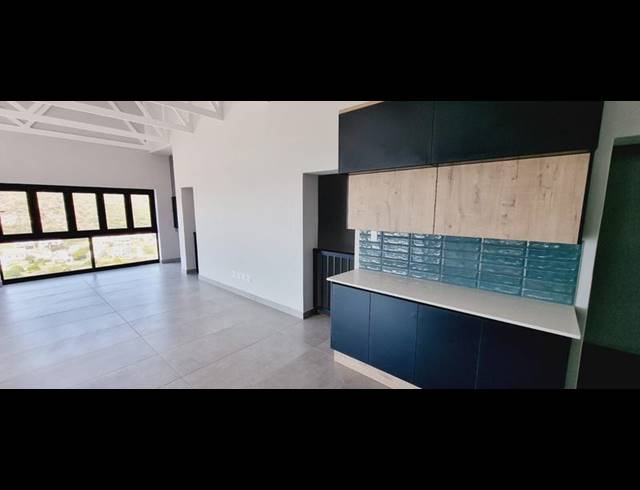 3 BEDROOM HOUSE FOR SALE IN ISLAND VIEW